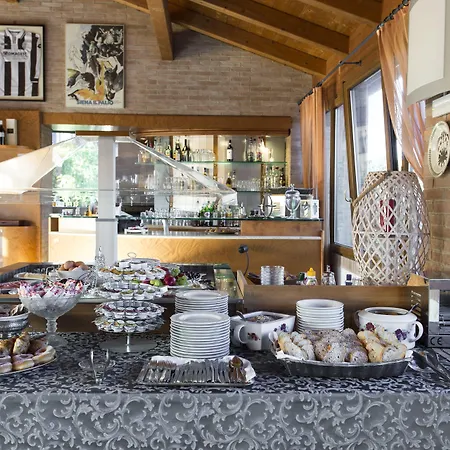 Готель Il Giardino 3*